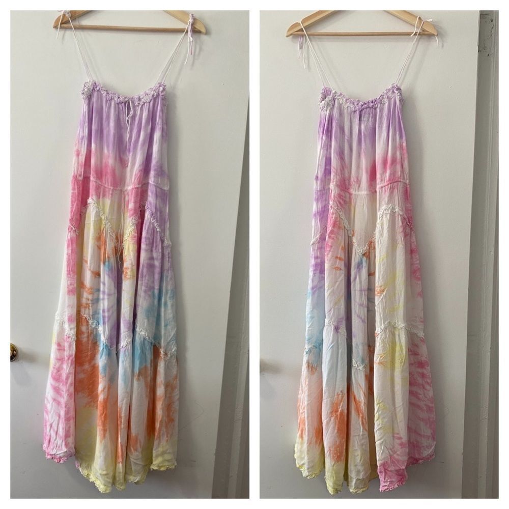 S/W/F Tie Dye Dynamic Maxi Dress - Picture 2 of 7